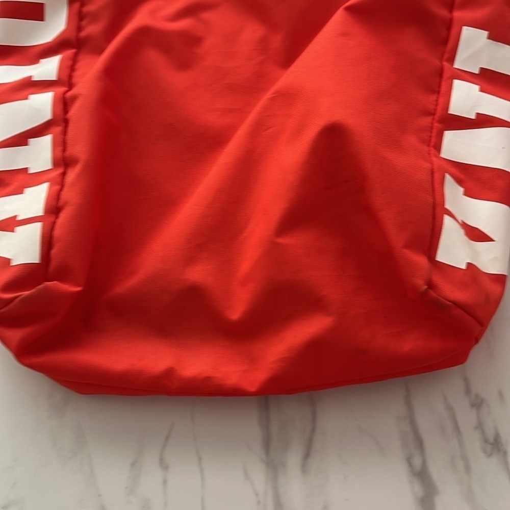 Victora Secret Pink Zipper Tote - Picture 3 of 6